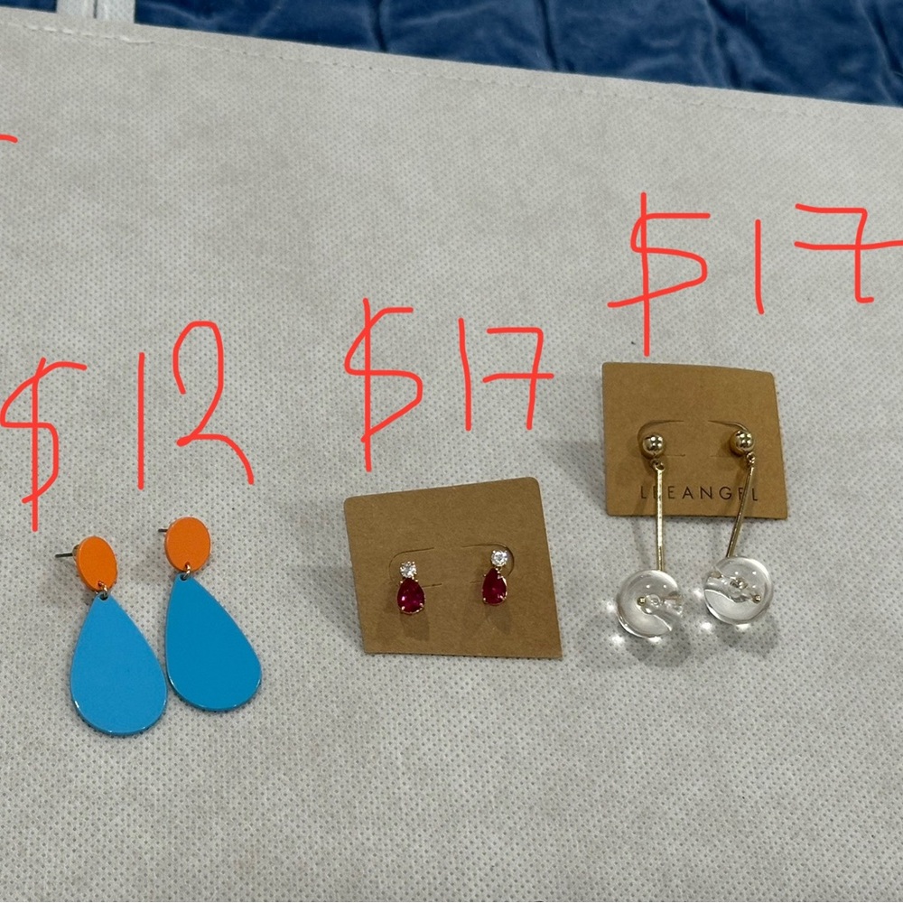 Roxanne Assoulin Bundle
